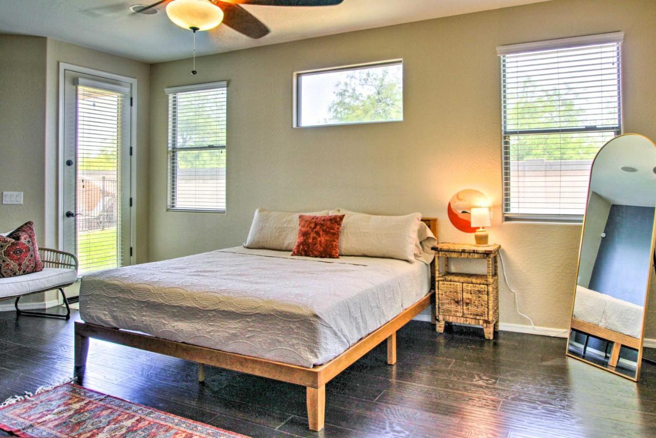 Family-Friendly Goodyear Home With Private Pool ภายนอก รูปภาพ
