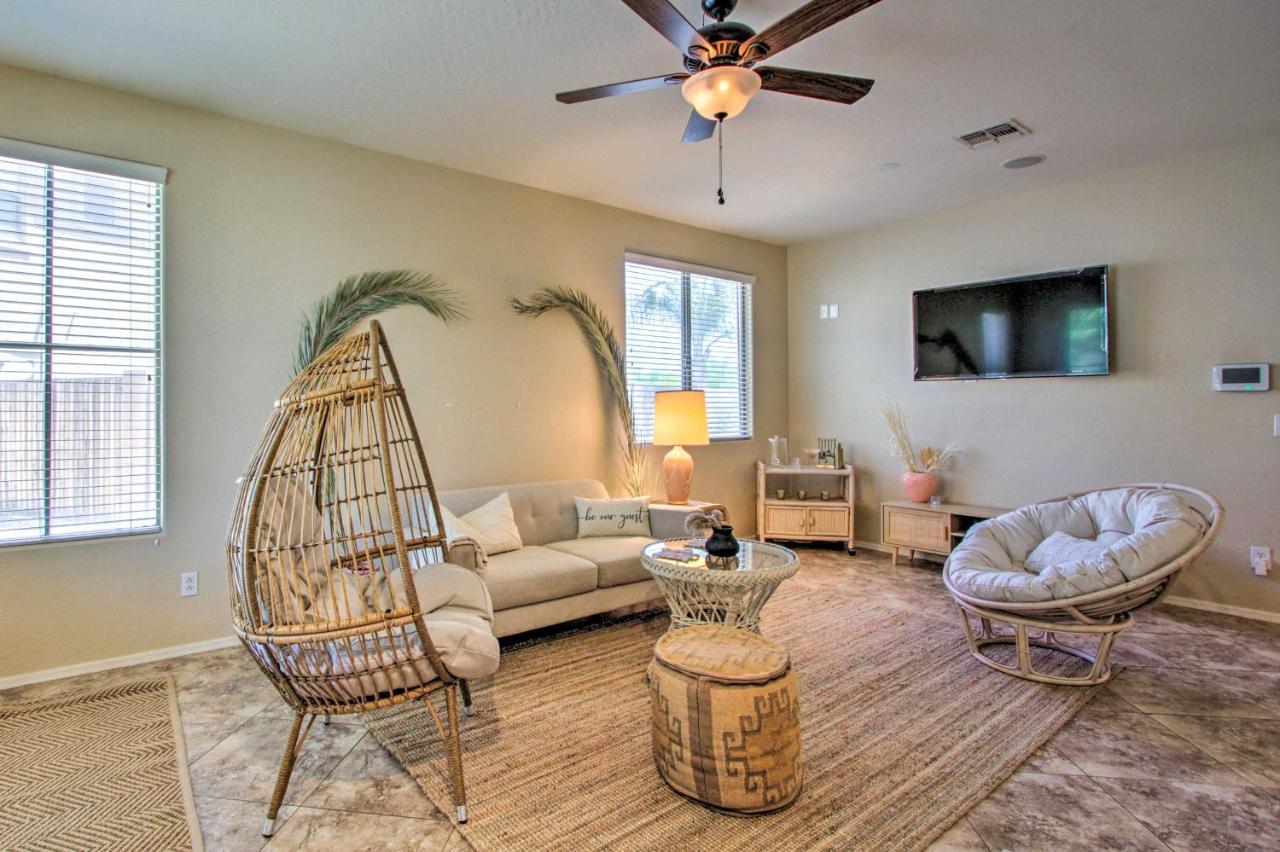 Family-Friendly Goodyear Home With Private Pool ภายนอก รูปภาพ