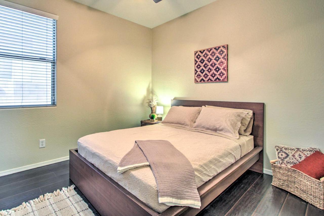 Family-Friendly Goodyear Home With Private Pool ภายนอก รูปภาพ